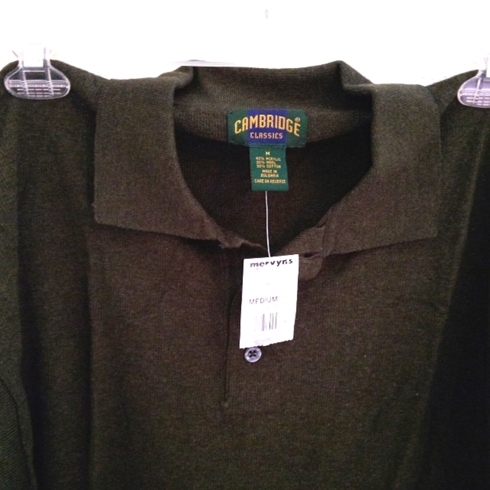 New. Cambridge light-weight sweater